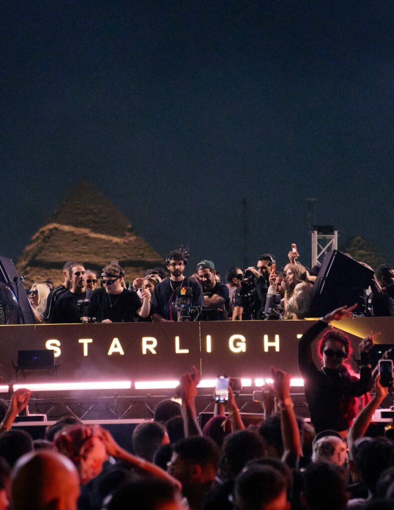 Starlight Festival Day 1 at the Pyramids photo 74
